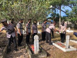 Jelang Hari Bhayangkara Ke 79, Kapolres Bireuen Ziarah dan Tabur Bunga di TMP Geulumpang Payong