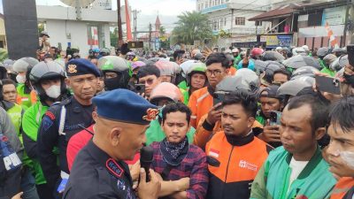 Kehangatan di Tengah