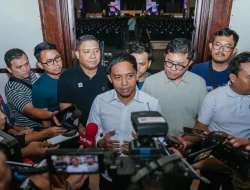 Isi Klarifikasi Raja Antoni, Menteri Kehutanan Main Domino Bareng Azis Wellang Pembalak Liar