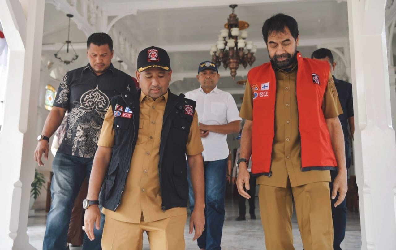 Mualem Kirim Bantuan Logistik