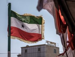 Risiko Mundur Teratur Pax Americana