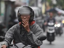 Penyebab Banyak Pengendara Merokok di Jalan Mulut Sakau hingga Irit Waktu