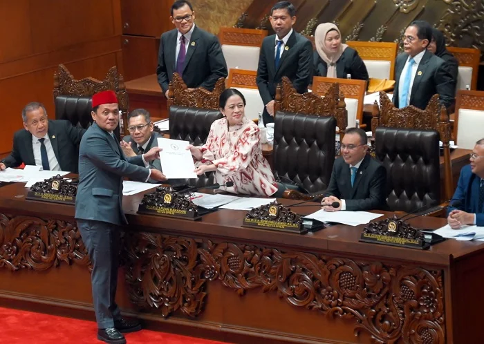 Mencermati Pasal Keadilan