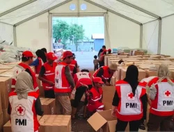 Kebutuhan Korban Banjir Aceh Bergeser PMI Salurkan Perlengkapan Ibadah
