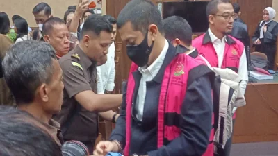 Perusahaan Anak Riza Chalid Teken 3 Proses Bisnis Dalam 1 Hari